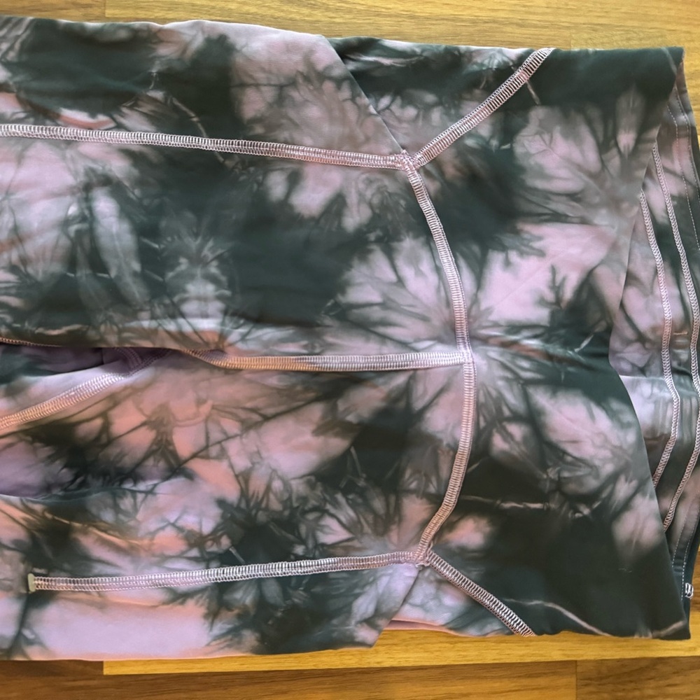 lululemon athletica Tie-Dye Leggings - Pink and Green